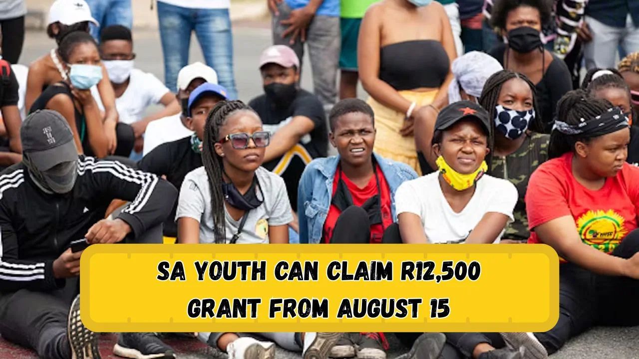 Youth Rejoice as Government Rolls Out R12,500 Grants